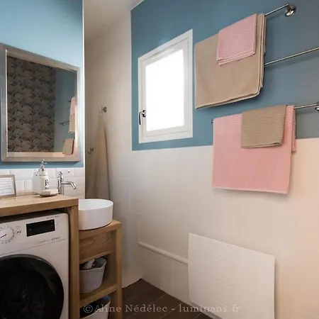 Holiday home Chez Paulette Et Lucienne - Maisonnette De Charme Ile d'Aix