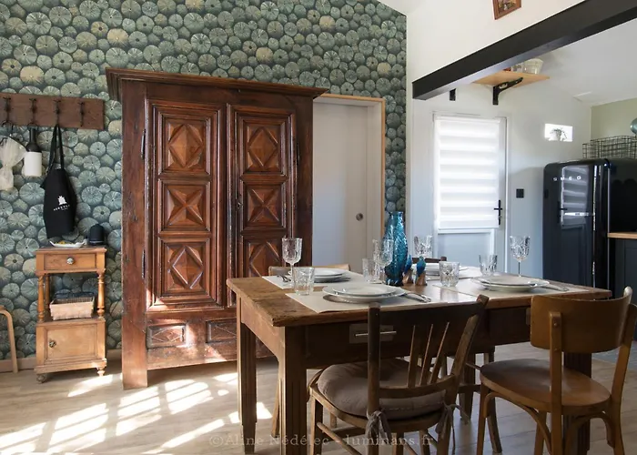 Holiday home Chez Paulette Et Lucienne - Charme Intimiste Ile d'Aix